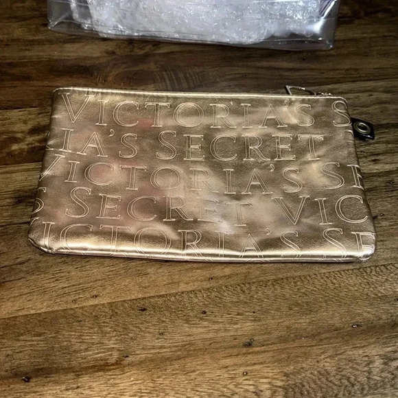 Victoria’s Secret / PINK Bundle of 2 Cosmetics Skincare Makeup Zipper Bags Cases - Picture 3 of 8